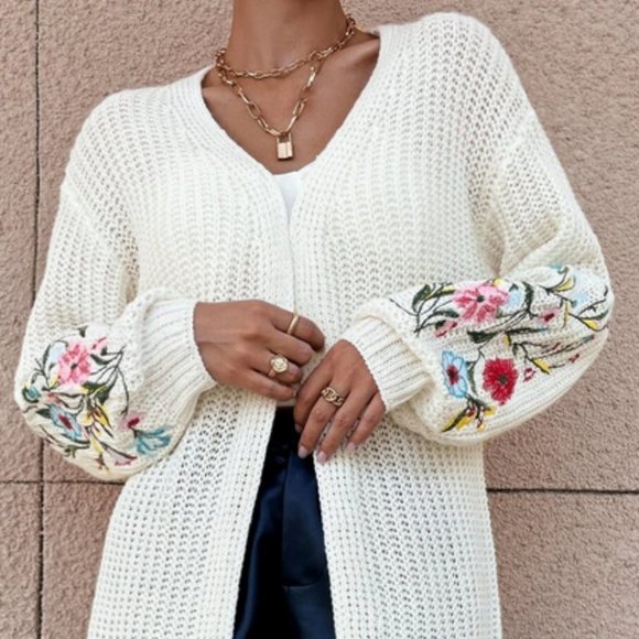 Floral Embroidered long sleeved open front knit Duster sweater Cardigan - Picture 4 of 7